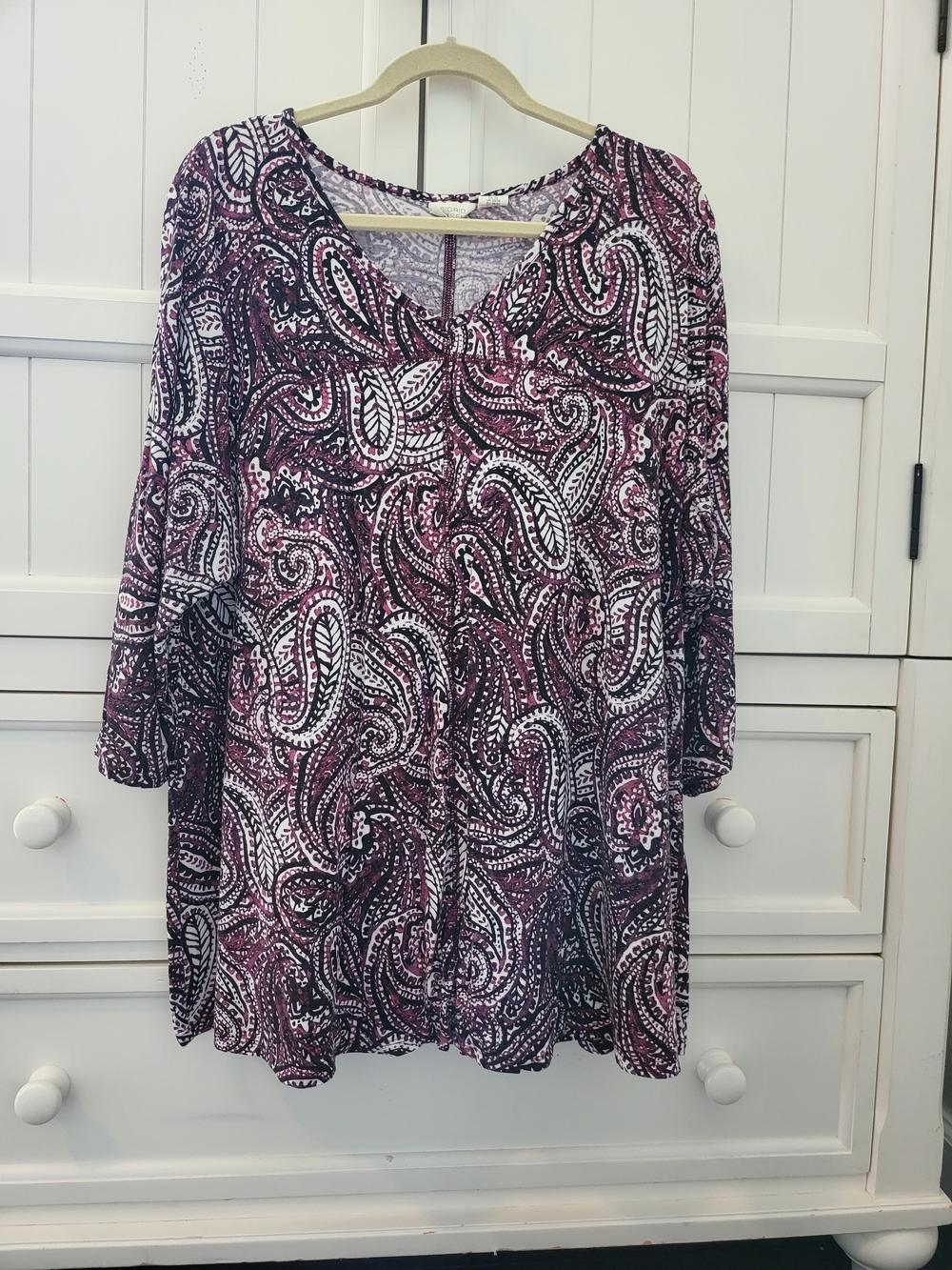 Sigrid Olsen 2X 3/4-Sleeve Paisley Tunic in Plum, Black and White